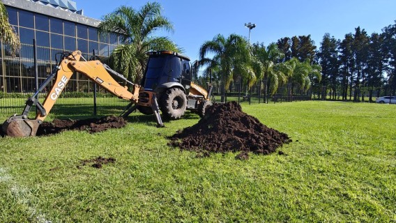 Se agrandan las prestaciones en la villa deportiva de Puerto San Martín con nuevas canchas de pádel