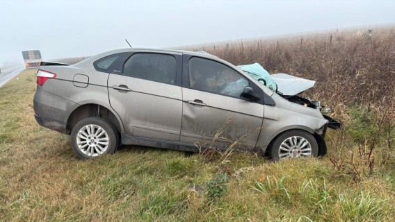Un automovilista murió tras un choque contra un camión en el Camino de la Cremería