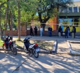 La lluvia en San Cristóbal frustró el regreso a clases en la escuela del tiroteo