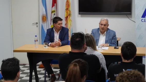 El diputado nacional Pablo Farías se reunió con empresarios pyme de Villa Constitución