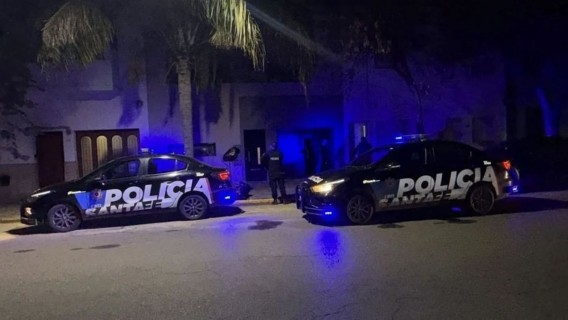 Cuento del tío en Santa Fe: engañaron a dos jubilados y les robaron casi un millón de dólares