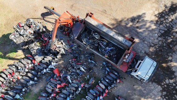 Por distintas infracciones compactaron más de 750 motos y 40 vehículos de cuatro ruedas en Venado Tuerto