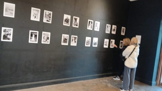 Continúa la muestra del Maestro orfebre Javier Gorosito “Raíz” en el Museo Municipal de Pergamino