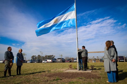 El sol acompañó y la Peña del 9 de Julio reunió a cientos de familias en una gran celebración de la Independencia